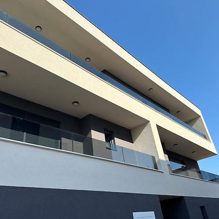 Apartments Harmony Hills Pula Exterior photo